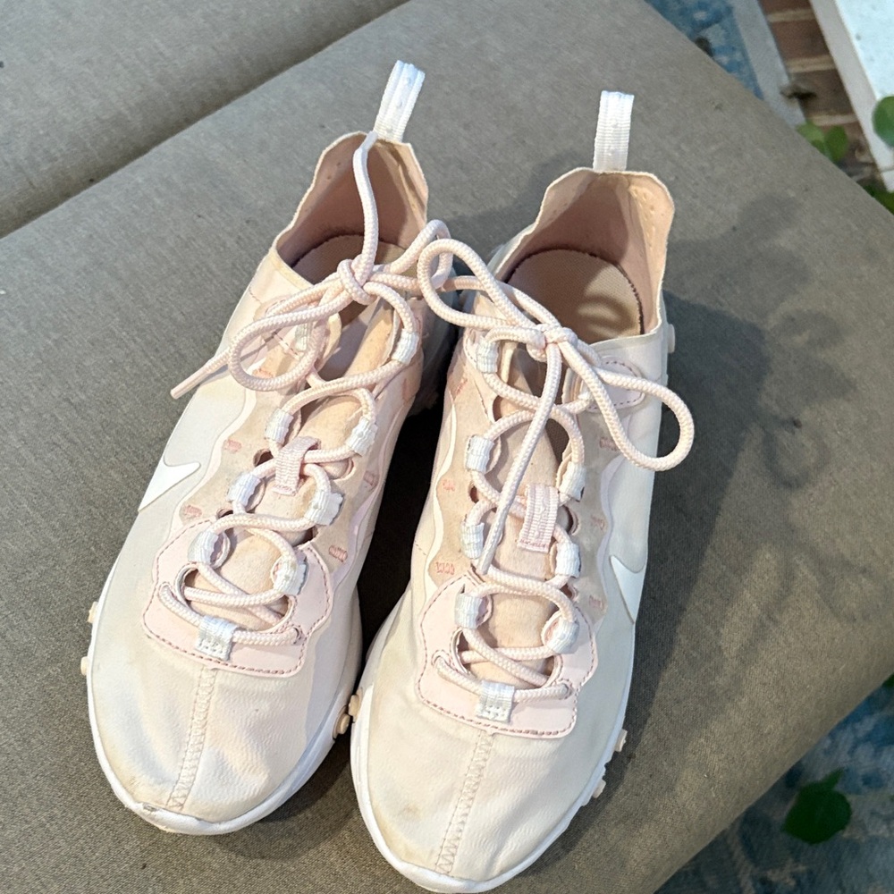 Nike React Light Pink Women's Athletic Shoes